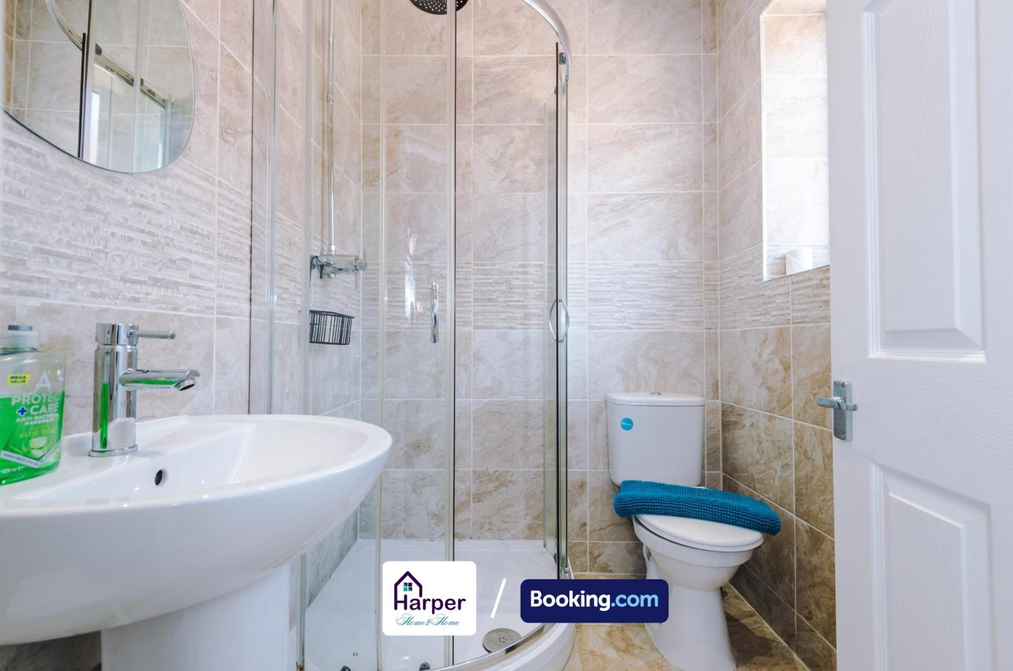 Spacious Detached Bungalow By Harperletting Short Lets & Serviced Accommodation Buckely With Pool Table & Driveway Buckley Εξωτερικό φωτογραφία