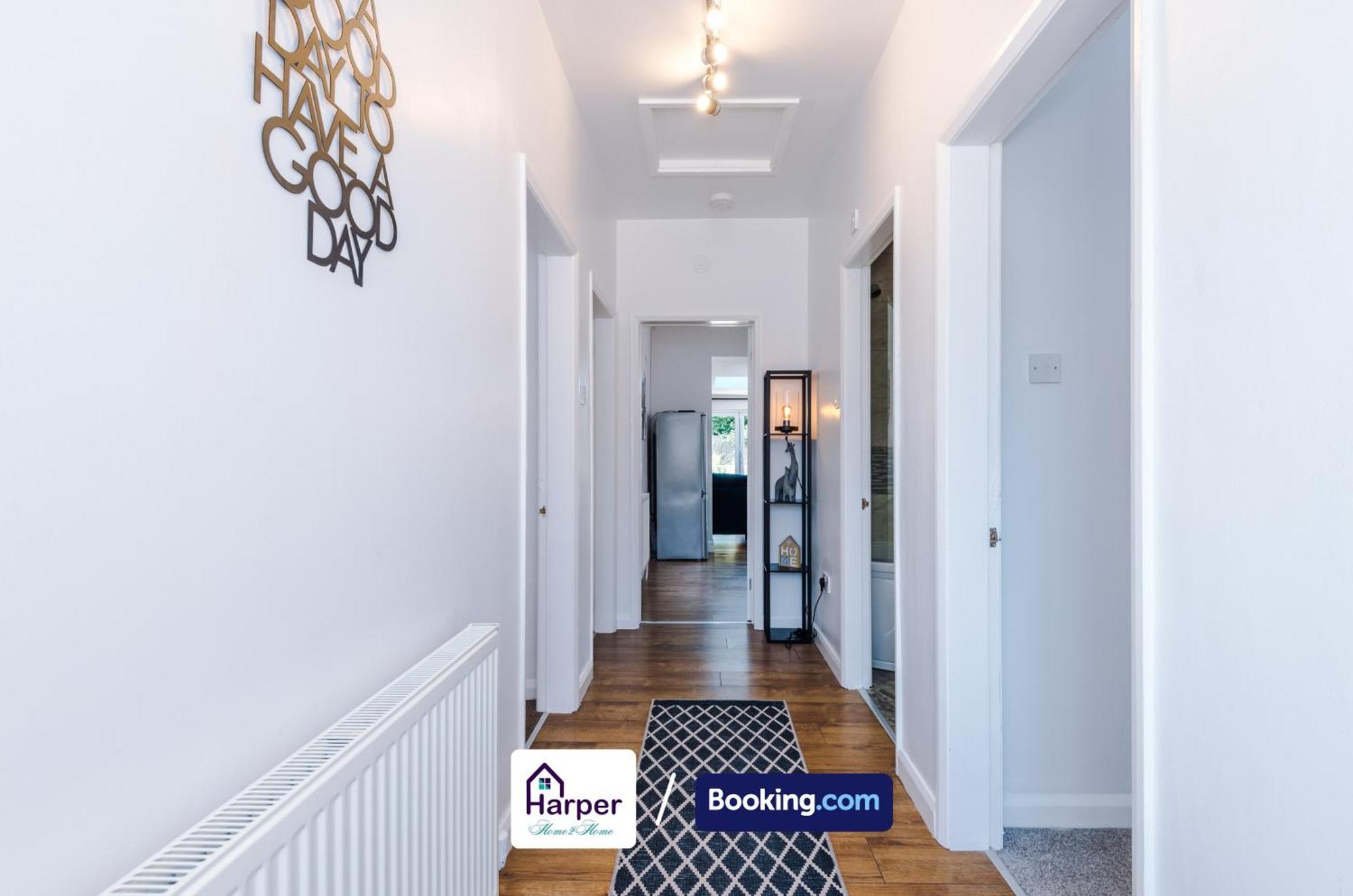 Spacious Detached Bungalow By Harperletting Short Lets & Serviced Accommodation Buckely With Pool Table & Driveway Buckley Εξωτερικό φωτογραφία